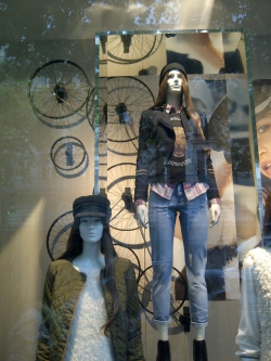 AGENCE OLINDA
